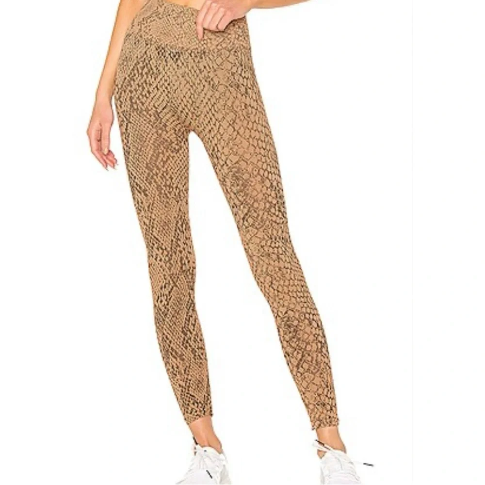 Morgan Stewart Sport, Snakeskin Print Sports Bra and Leggings Set - Picture 2 of 3